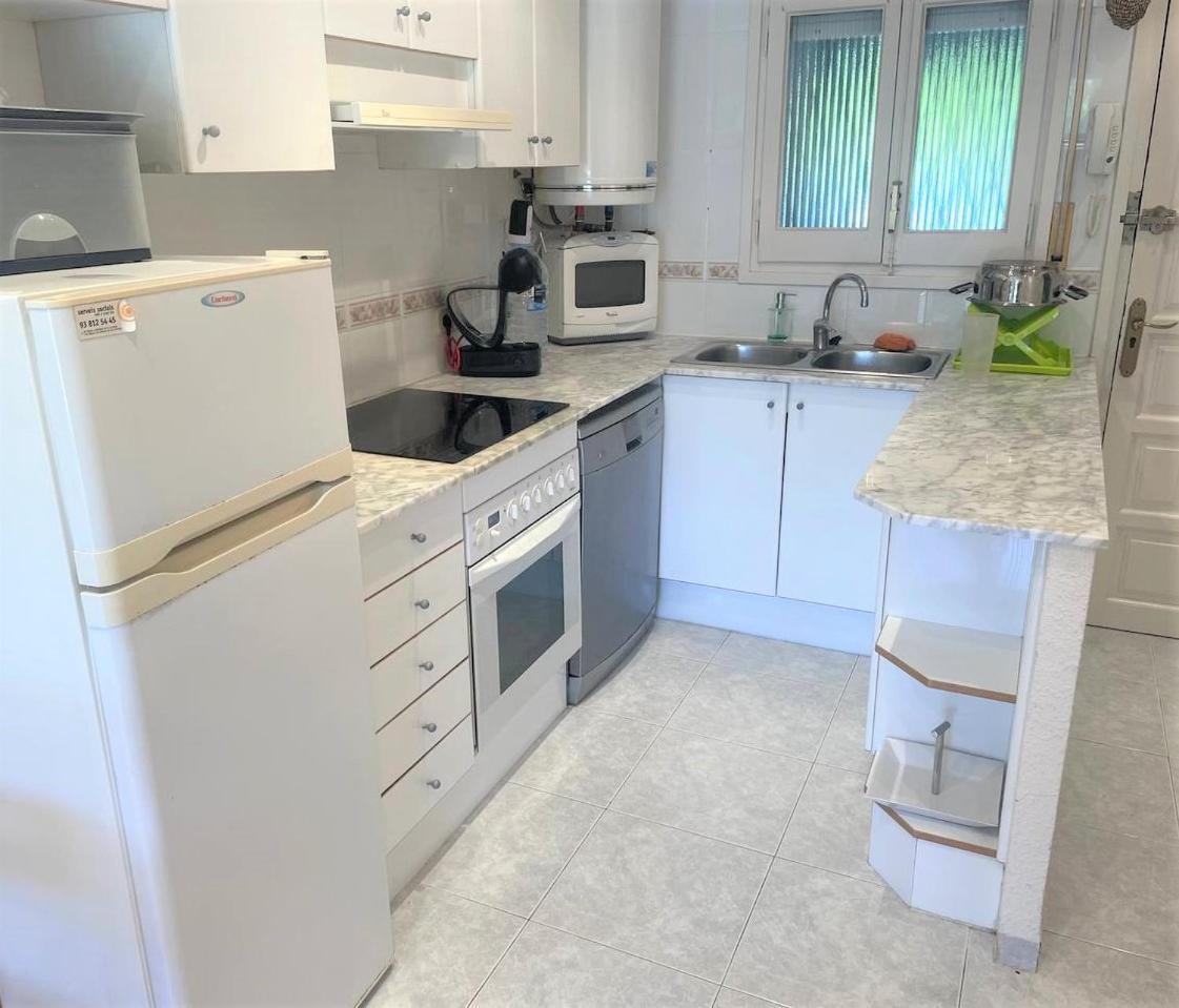 Apartamento En Platja Sant Pol S'Agaro Con Pisicina Y Jardin 산펠리우데기솔스 외부 사진